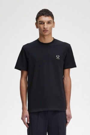 Black Fred Perry Enamel Pin Men's T Shirts | CAXBR28092