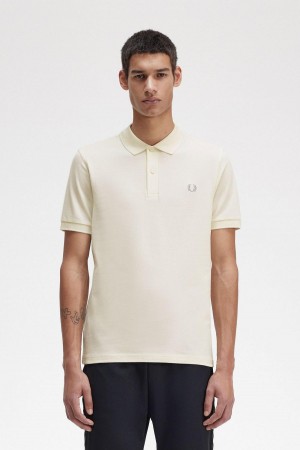 Ecru / Limestone Fred Perry M6000 Men's Polo Shirts | CAICD79947