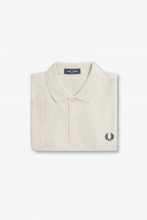 Ecru / Night Green Fred Perry M6000 Men's Fred Perry Shirt | CAXMI56997