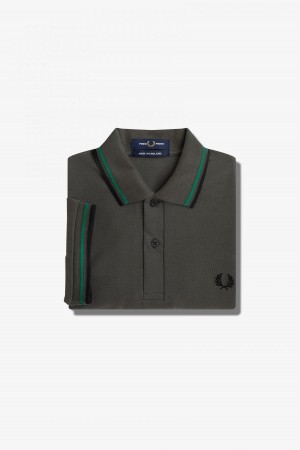 Field Green / Fred Perry Green / Black Fred Perry M12 Men's Fred Perry Shirt | YCAGT72083