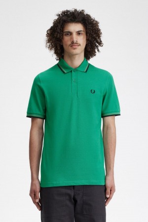 Fred Perry Green / Field Green / Black Fred Perry M12 Men's Polo Shirts | MCAHR74733