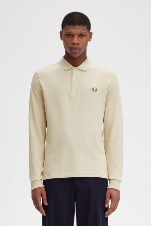 Oatmeal / Field Green Fred Perry M6006 Men's Polo Shirts | CAXMI42284