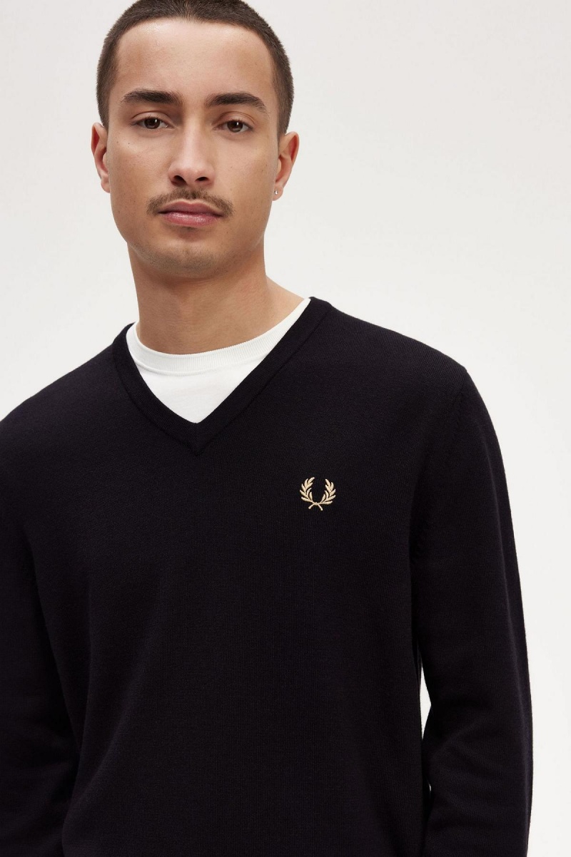 Black Fred Perry Classic V-Neck Jumper Men's Knitwear | CANZX13983