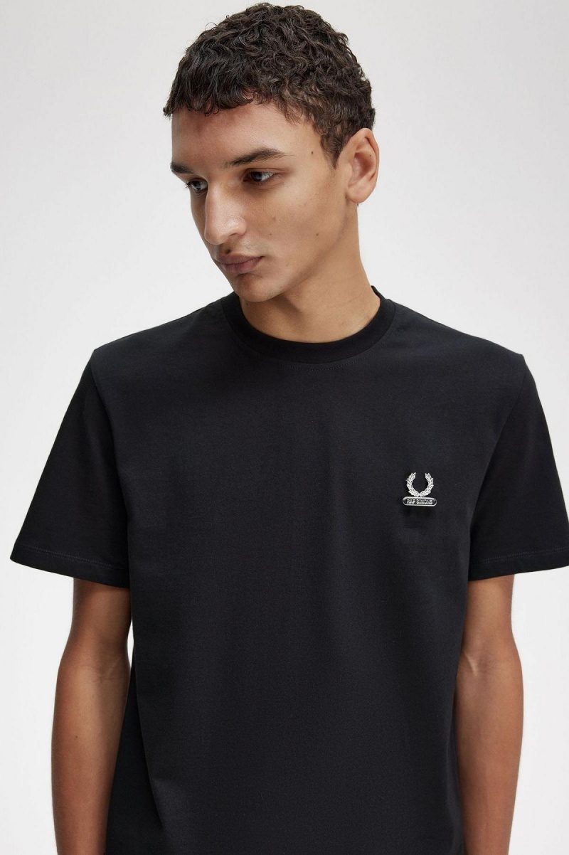 Black Fred Perry Enamel Pin Men's T Shirts | CAXBR28092