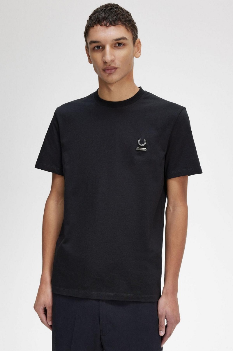 Black Fred Perry Enamel Pin Men's T Shirts | CAXBR28092