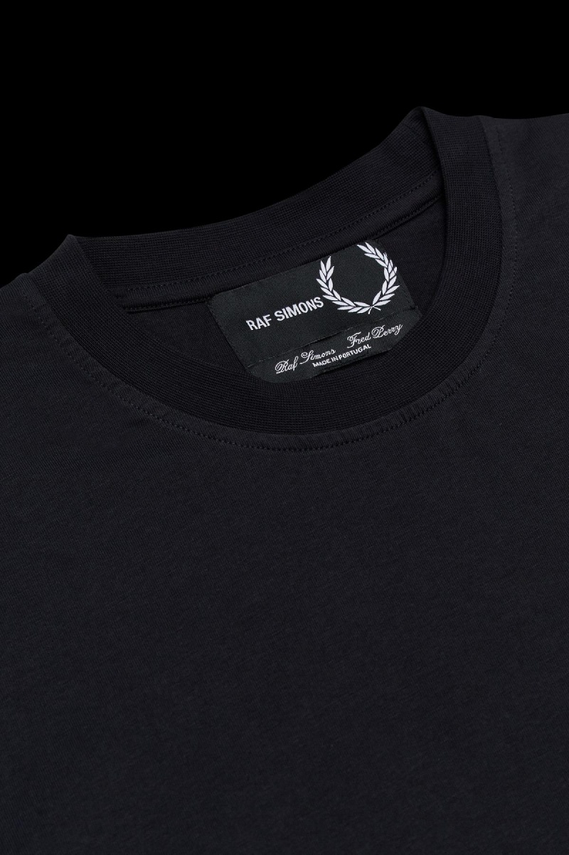 Black Fred Perry Laurel Wreath Detail Men's T Shirts | CACVG16578