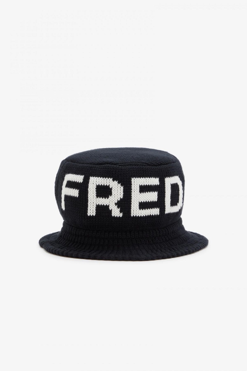 Black / Snow White Fred Perry Knitted Bucket Accessories Hat | DCAKV81787