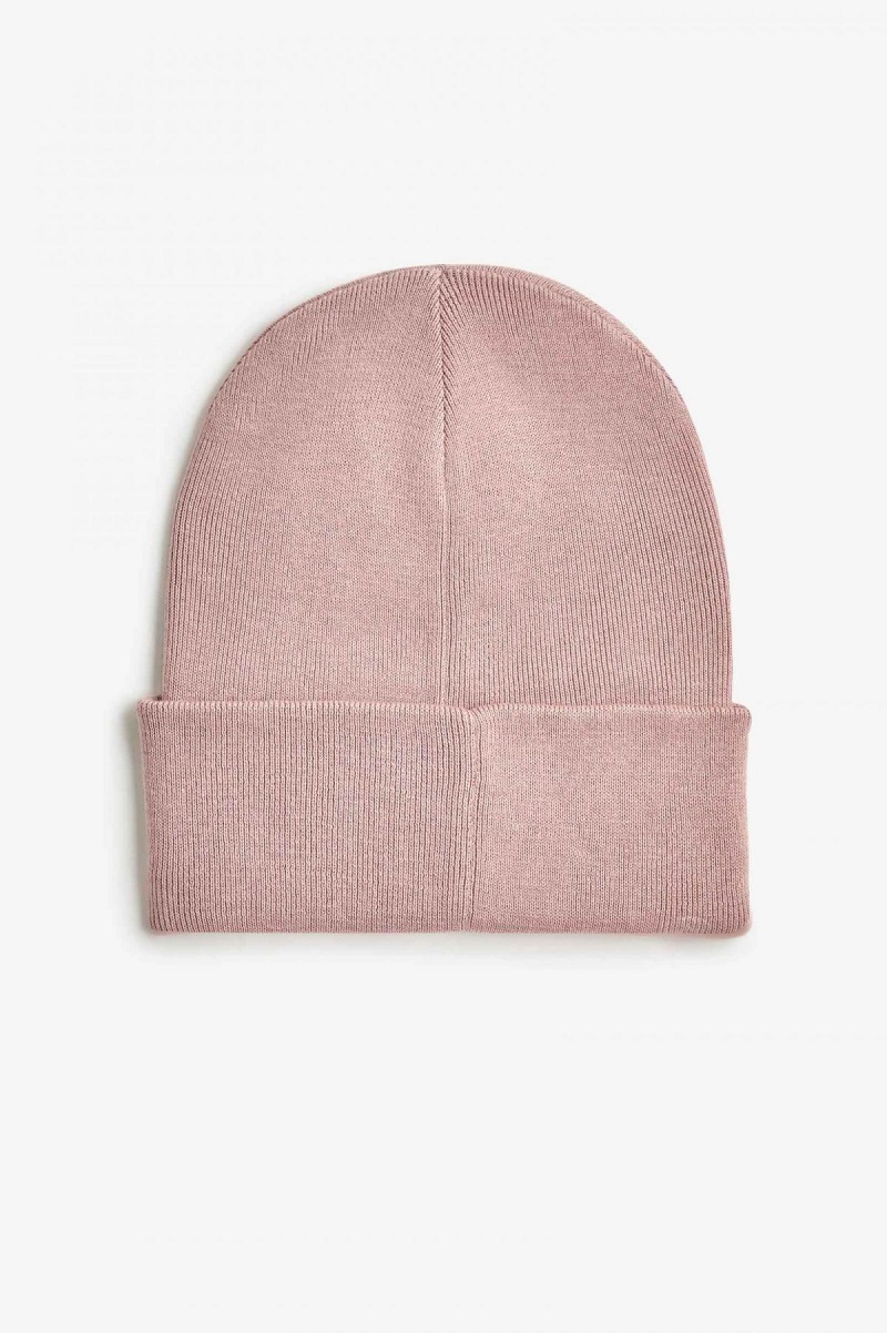 Dusty Rose Pink / Oxblood Fred Perry Graphic Accessories Beanie | CAIIZ40534