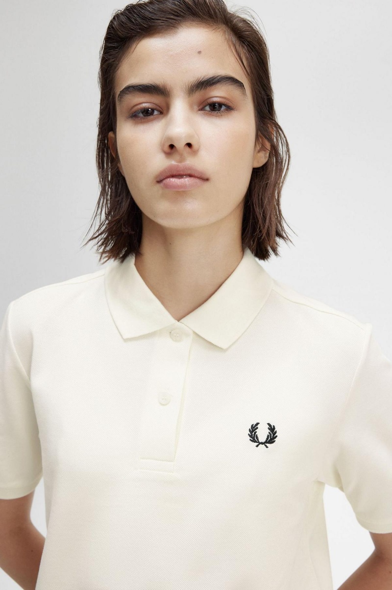 Ecru / Black Fred Perry G6000 Women's T Shirts | CAXMI10441