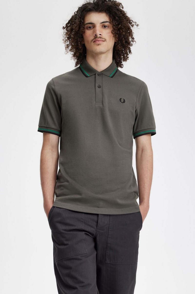 Field Green / Fred Perry Green / Black Fred Perry M12 Men's Polo Shirts | ECAVG43375