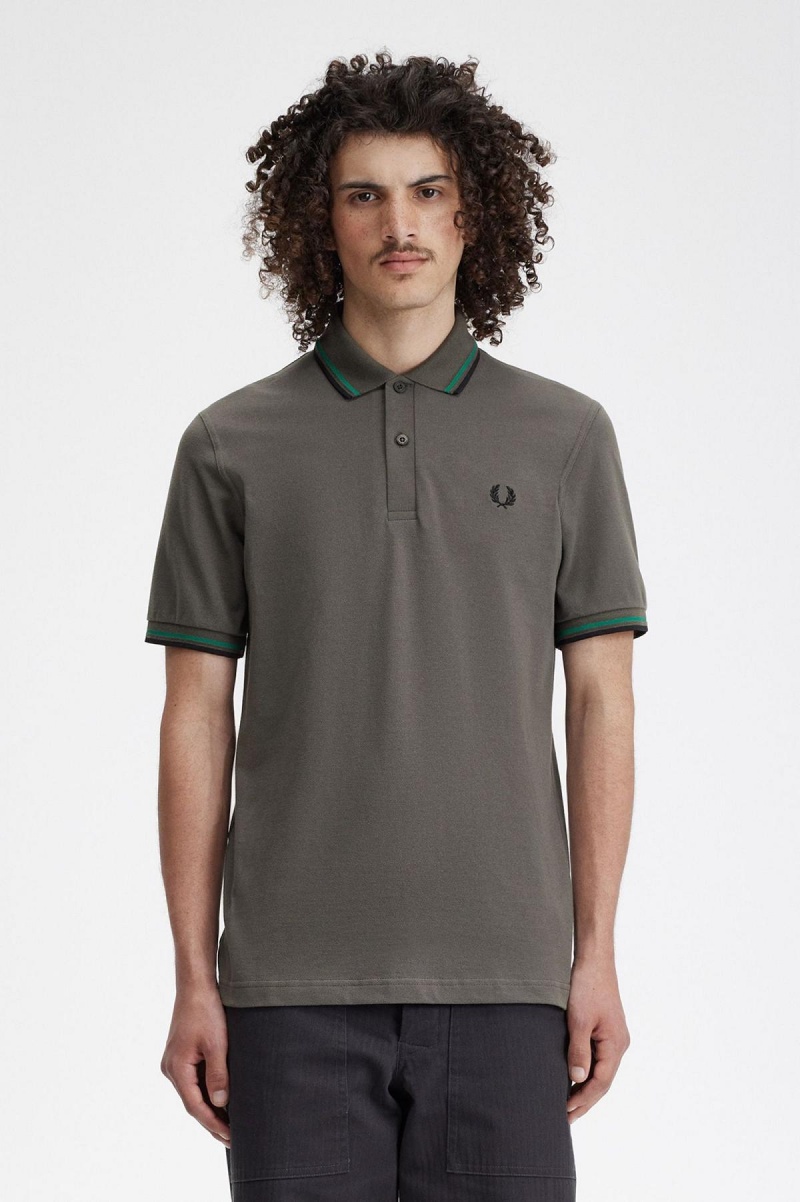 Field Green / Fred Perry Green / Black Fred Perry M12 Men\'s Polo Shirts | ECAVG43375