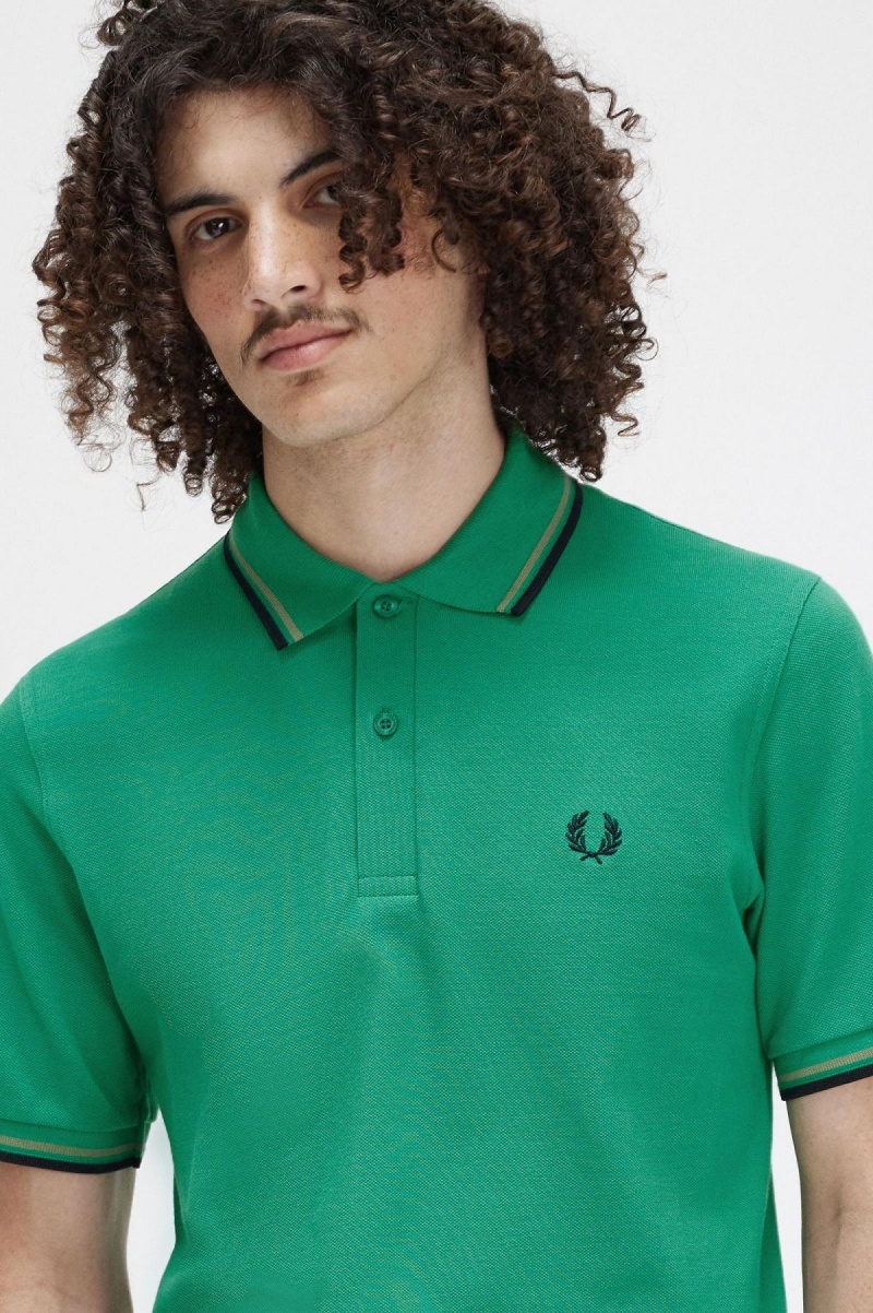 Fred Perry Green / Field Green / Black Fred Perry M12 Men's Polo Shirts | MCAHR74733