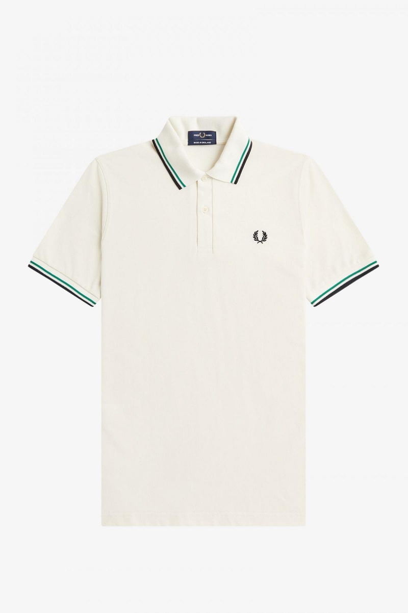 Light Ecru / Fred Perry Green / Black Fred Perry M12 Men's Fred Perry Shirt | YCAGT13329