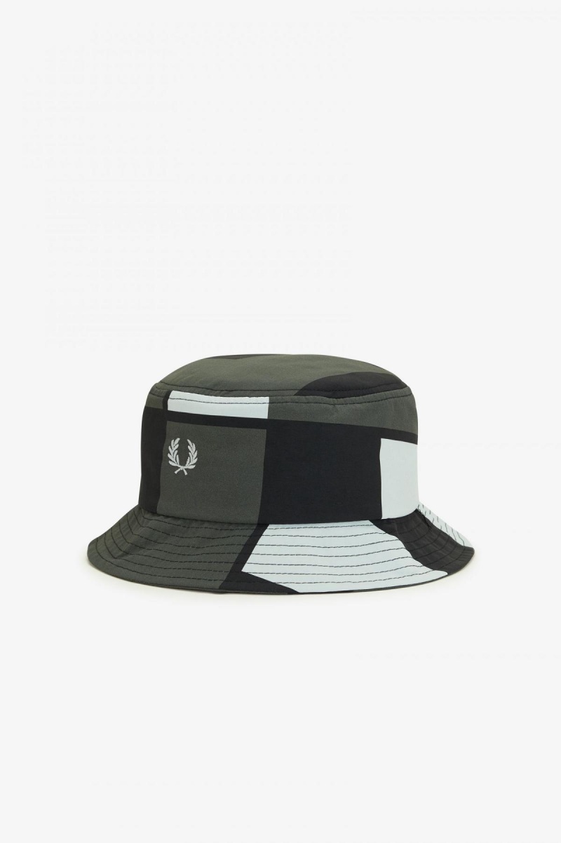 Light Ice / Field Green / Black Fred Perry Pixel Print Bucket Accessories Hat | MCAFT25451