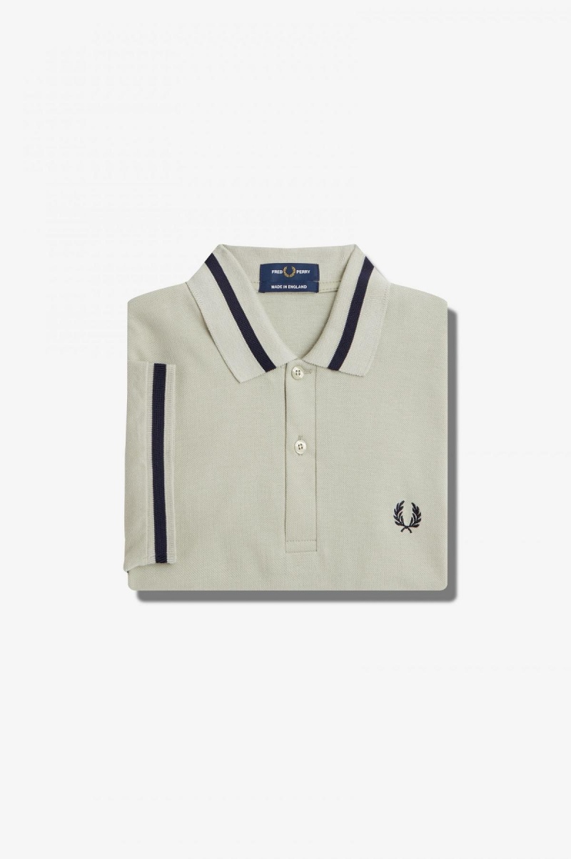 Light Oyster / Navy Fred Perry M2 Men's Polo Shirts | CAJKU47203