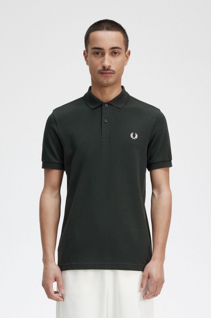 Night Green / Snow White Fred Perry M6000 Men\'s Polo Shirts | CAJKU74062