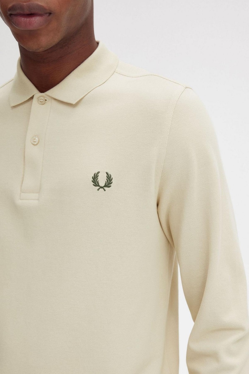 Oatmeal / Field Green Fred Perry M6006 Men's Polo Shirts | CAXMI42284