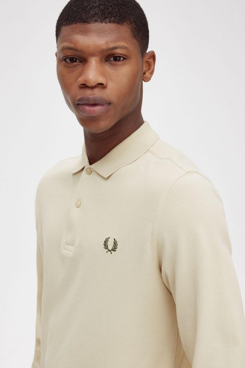 Oatmeal / Field Green Fred Perry M6006 Men's Polo Shirts | CAXMI42284